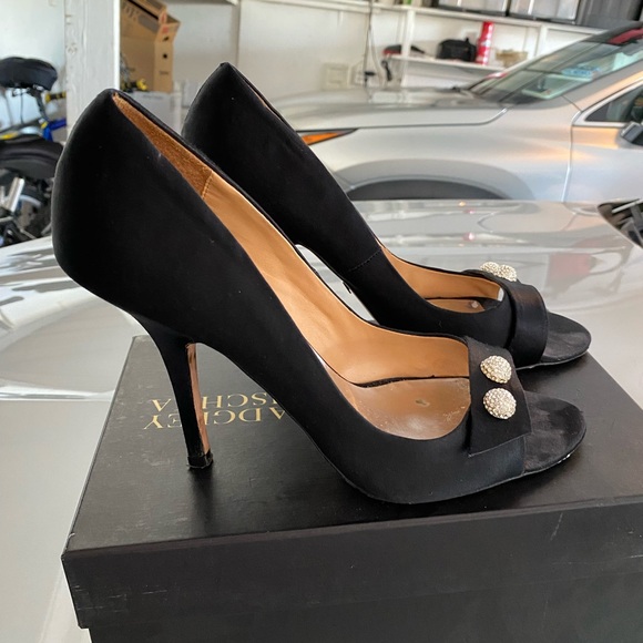 Badgley Mischka Banner black satin heel - Picture 6 of 8